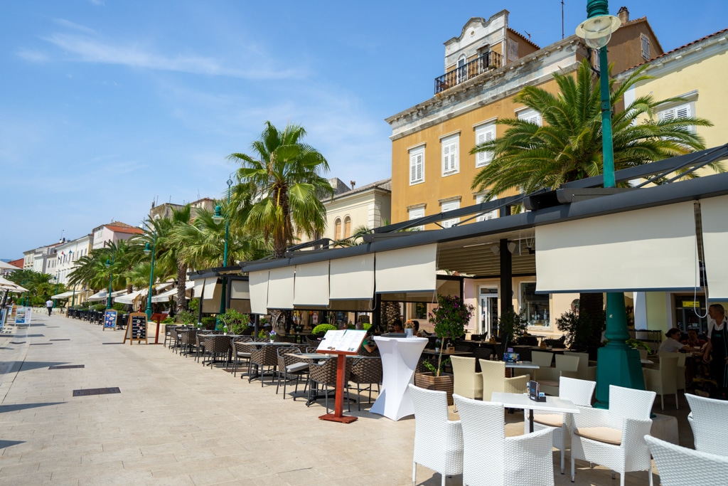 mali-losinj-strandpromenade